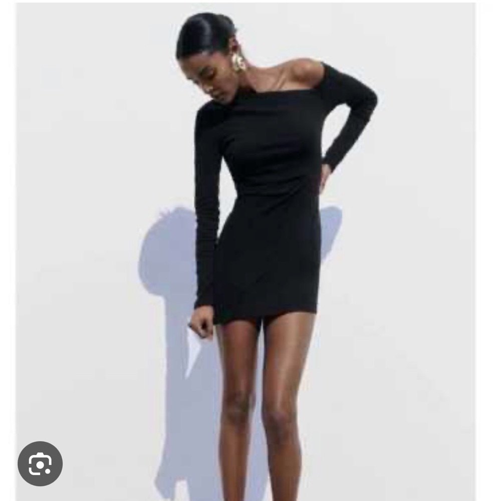 Zara Black Off-Shoulder Long Sleeve Mini Dress - Women's